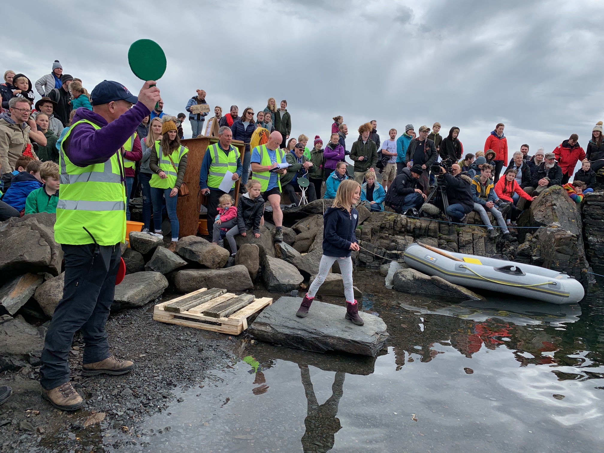 Hundreds gather for shot at world’s leading stone skimmer as