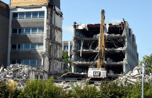 Silverburn House being demolished