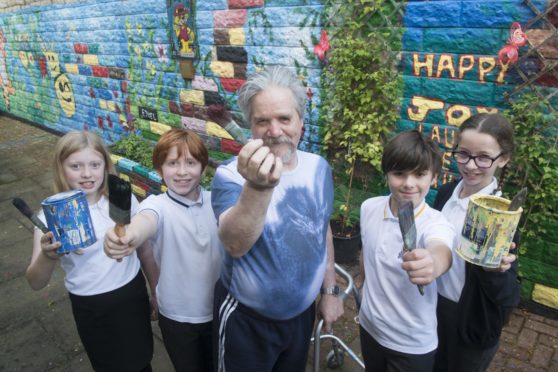 Eastleigh resident David Donaghey, with pupils from Culter Primary school.