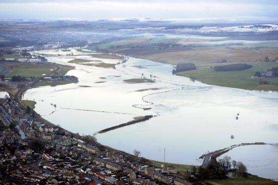 Pictured is the flooding of the River Don near Kintore/Port Elphinston/Inverurie.
Picture by DARRELL BENNS