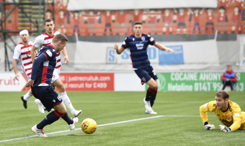 Ross County's Billy McKay scores the opening goal during the Ladbrokes Premiership match between Hamilton and Ross County on the opening day.