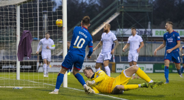 Aaron Doran scores for Inverness.