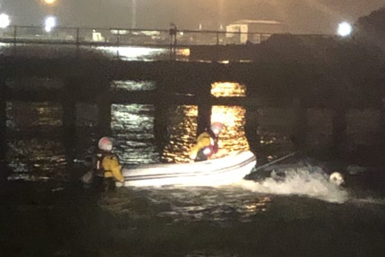 Invergordon Lifeboat were conveyed to the scene on Saturday after the broken down vessel began drifting new the anchored rigs in the Firth.