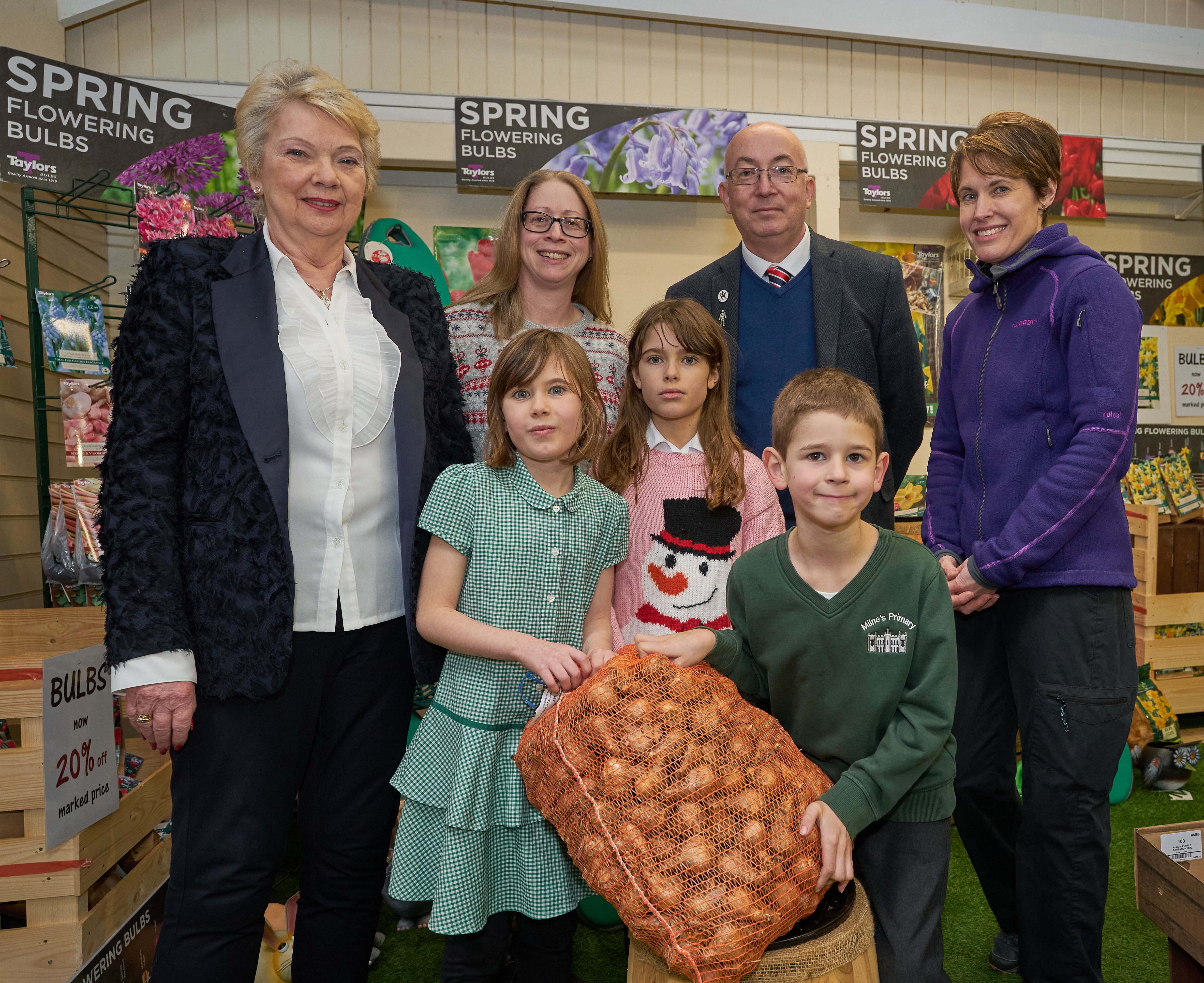 L-R Back - Christine Christie.  Samantha Williams Parent at Milnes, Cllr Marc Macrae and Parent Melissa McGregor along with children - L-R - Abigail and sister Isla McGregor with Nathan Williams.