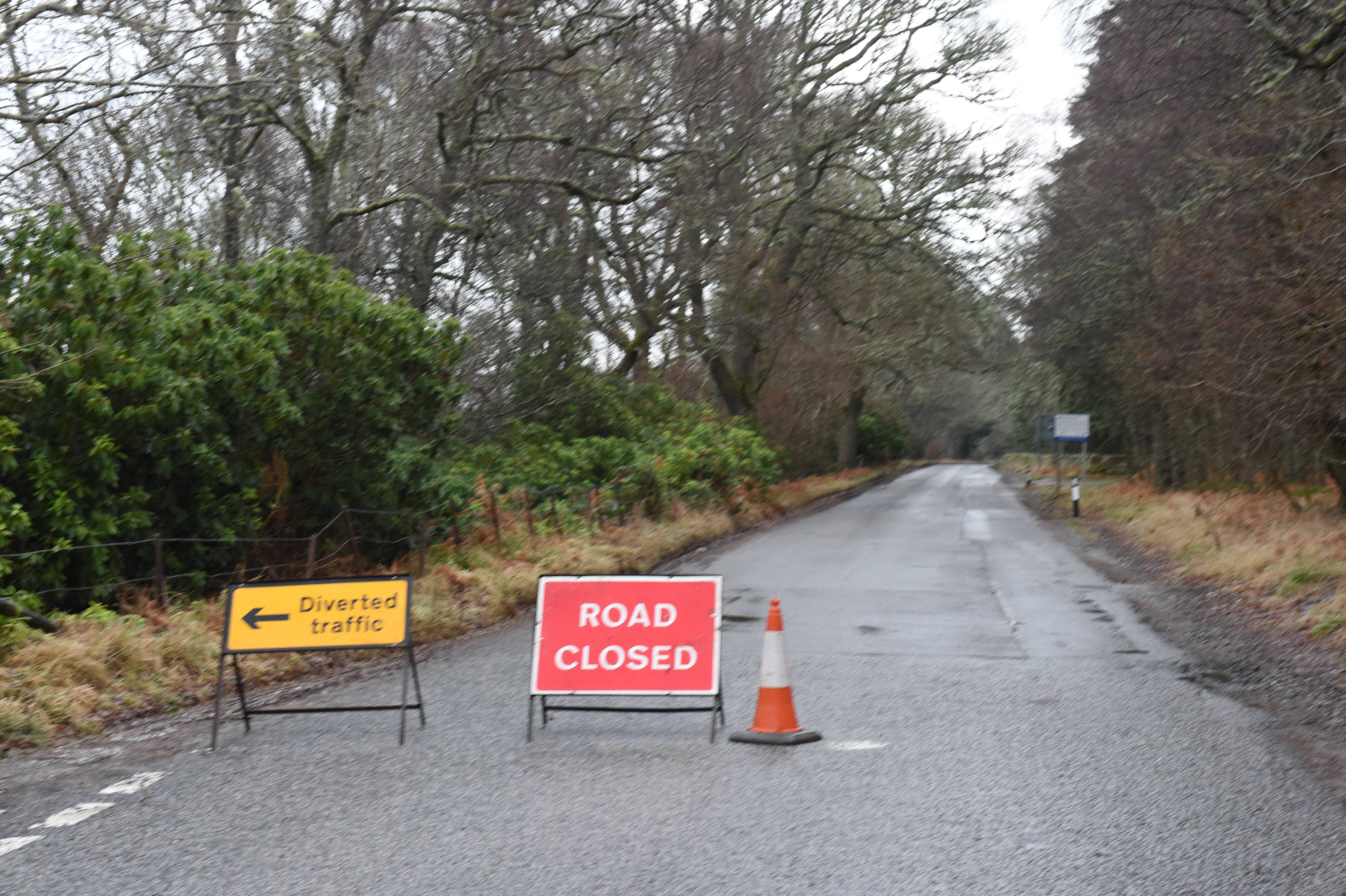 Police have closed the B976 between the Aboyne turn-off and Dinnet Bridge.