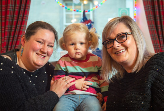 Picture:L2R - Mum Kirsten Goodbrand, Daughter Emilie Goodbrand, Debra Paul.


Pictures by JASON HEDGES