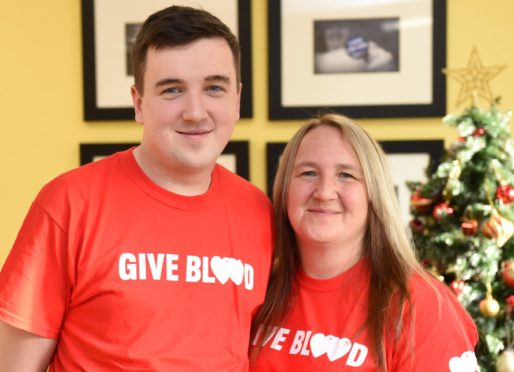 Mark Hunter and his mum Karen, 

Picture by Paul Glendell