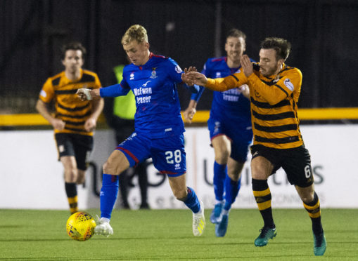 Roddy MacGregor playing against Alloa.