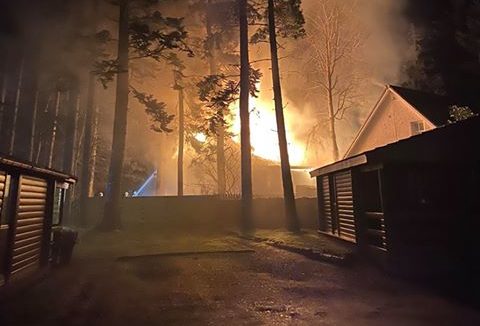 The fire at the Glen Lui Hotel. 
Credit: Yvonne Duncan