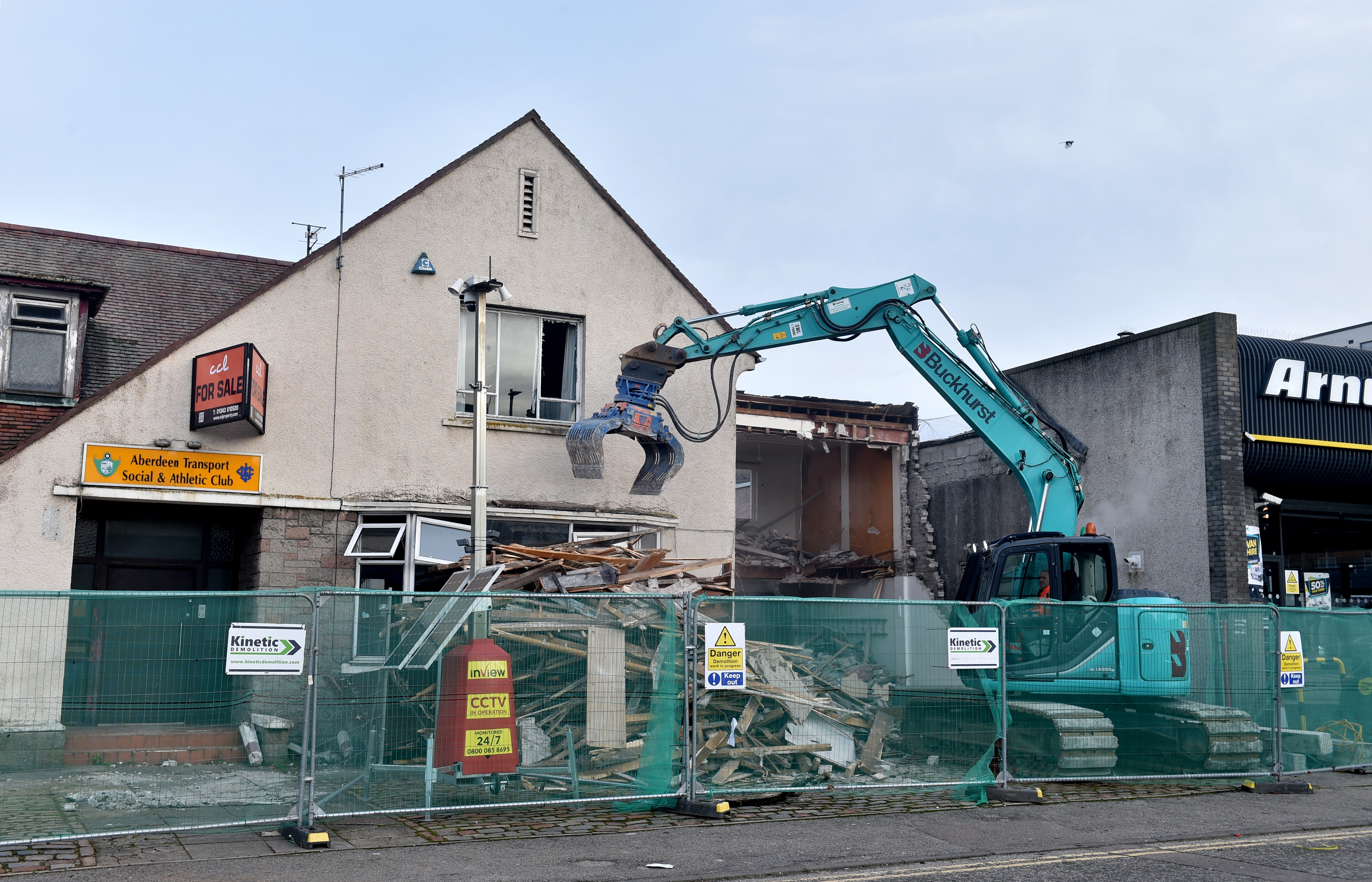 Pictured is the demolition of the Aberdeen Transport and Soclial Club, Canal Road, Aberdeen. Arnold Clark has already been granted a building warrant to demolish Aberdeen Transport Club in the citys Canal Road. But the motor group now has lodged a planning application to build a car park, wash bay and fuelling station on the site, which is next door to its car and rental business.
Picture by DARRELL BENNS 
Pictured on 09/01/2020   
CR0018219