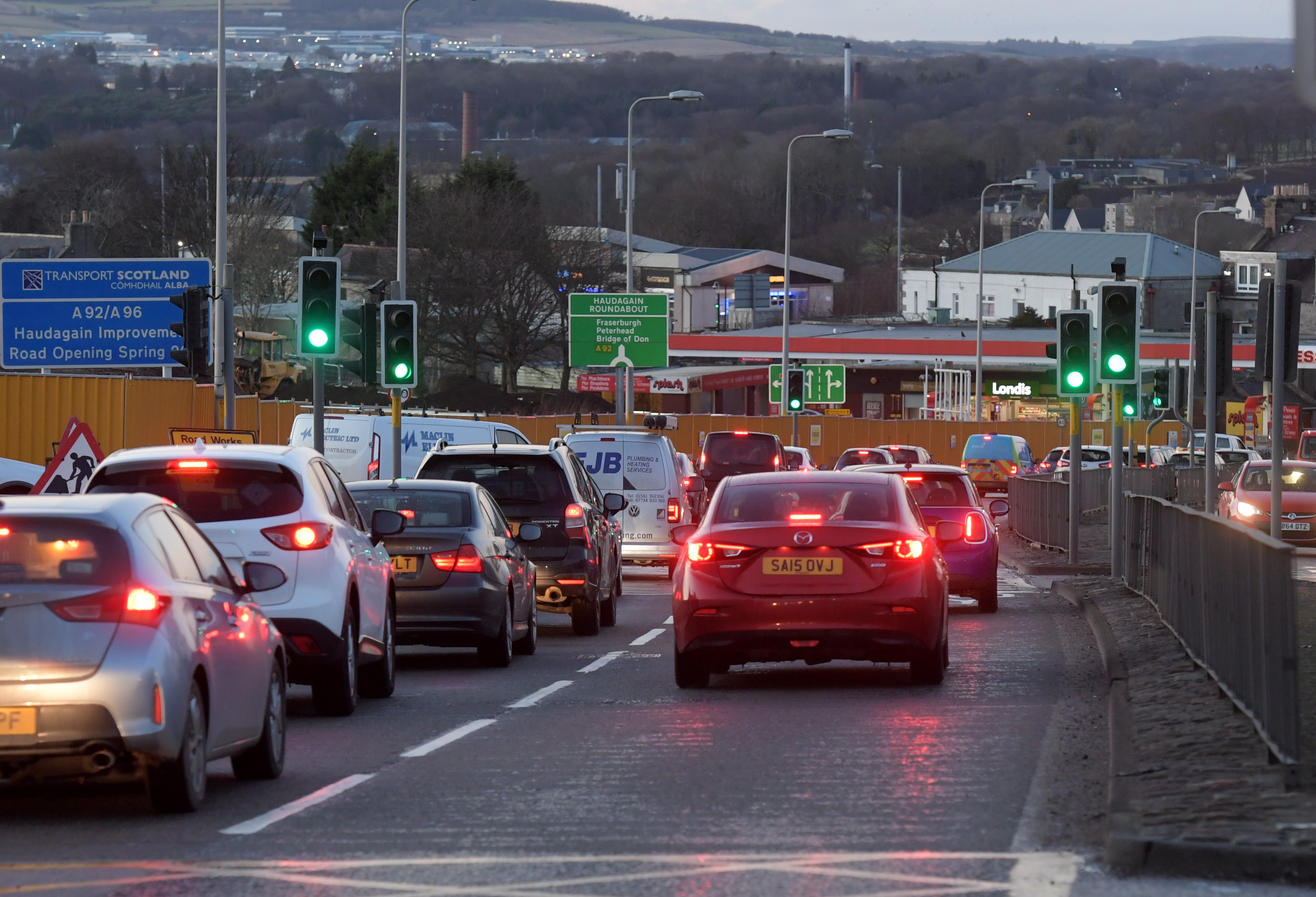 Traffic on North Anderson Drive, heading towards Haudigain Roundabout.  

Picture by Kath Flannery.