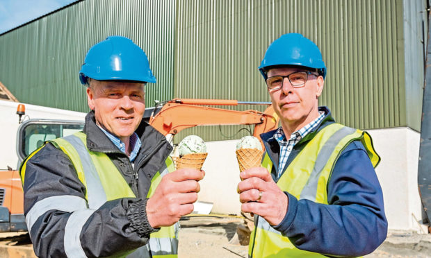 l-r Mackie's of Scotland managing director Mac Mackie and finance director Gerry Stephens