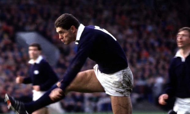 Gavin Hastings was a warrior for Scotland in the 1990 Grand Slam match.