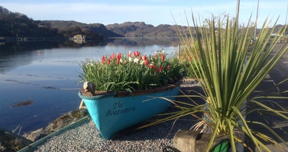 Sitooterie Wildlife Observation Garden in Pier Road, Gairloch.