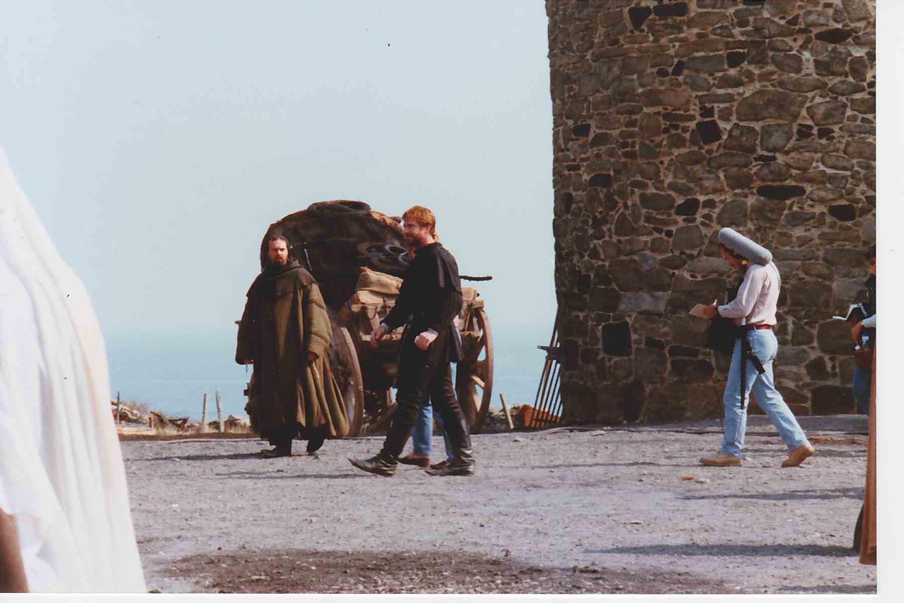 Mel Gibson on the set of Hamlet that was filmed at Dunnottar Castle and Muchalls.