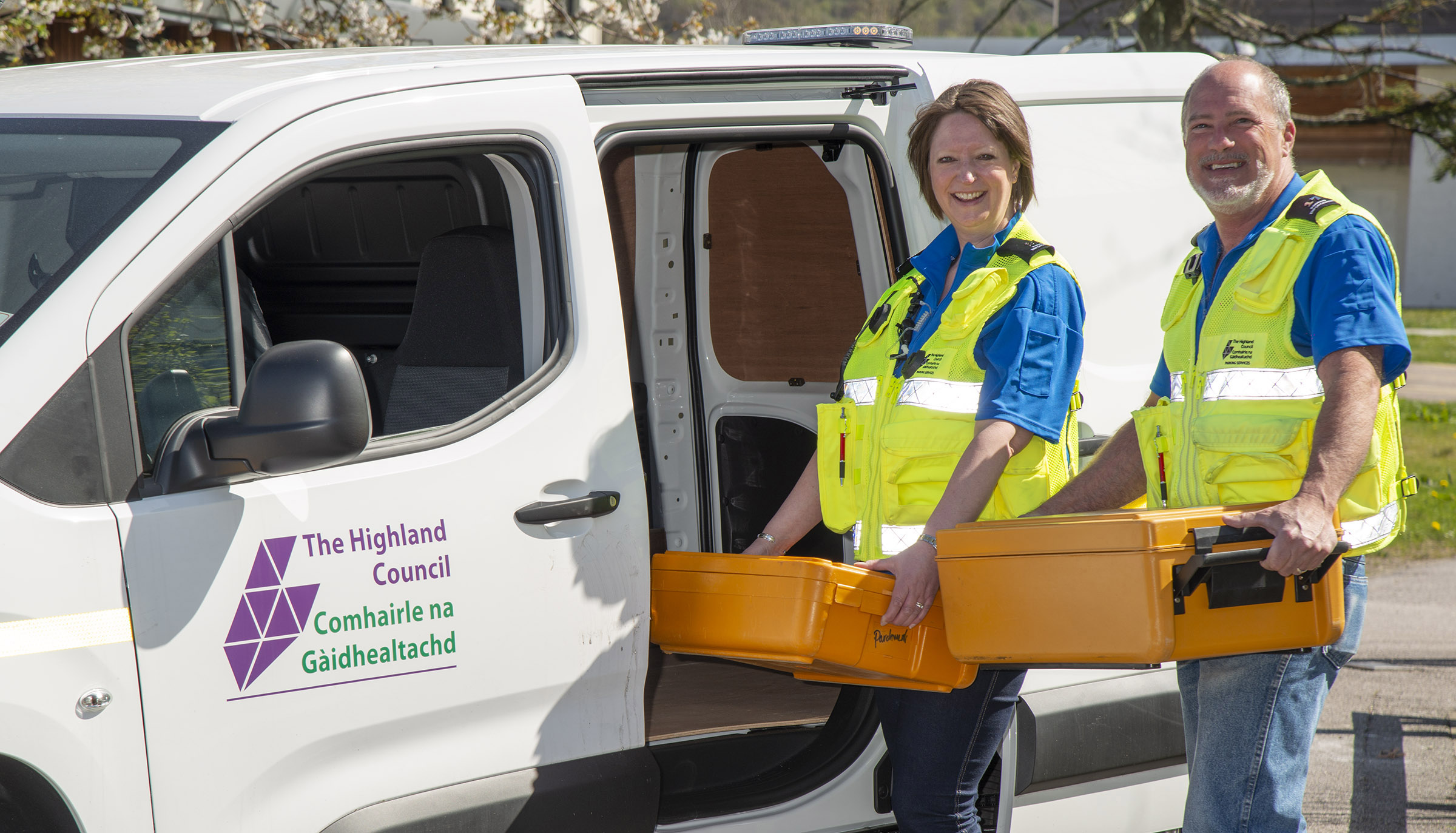 Rick and Nicola Stephens delivering supplies in Fort William.