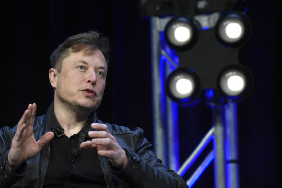 Billionaire Elon Musk said that the panic was "dumb"