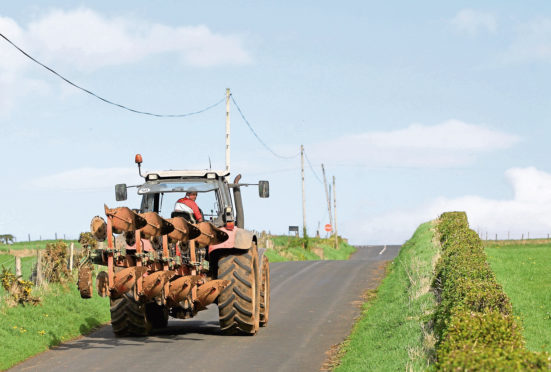 Farmers are being urged to look at situations with a fresh pair of eyes and help each other by pointing out risks when they see them.