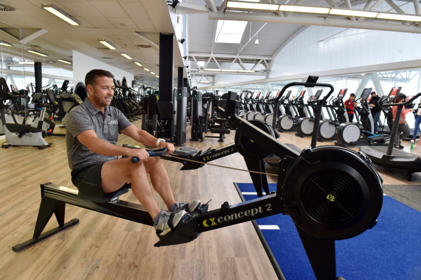 Duncan Sinclair on the rowing machine. 
Picture by Kenny Elrick     28/08/2020