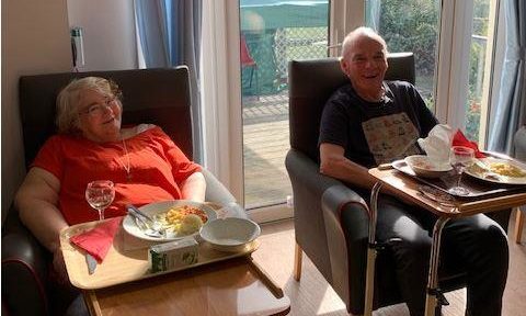 Christine MacCuish and Robin Cooke enjoying lunch.