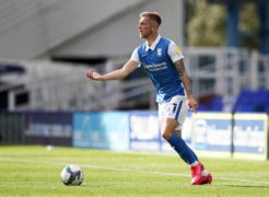 Staggies complete loan move for Birmingham midfielder Lakin