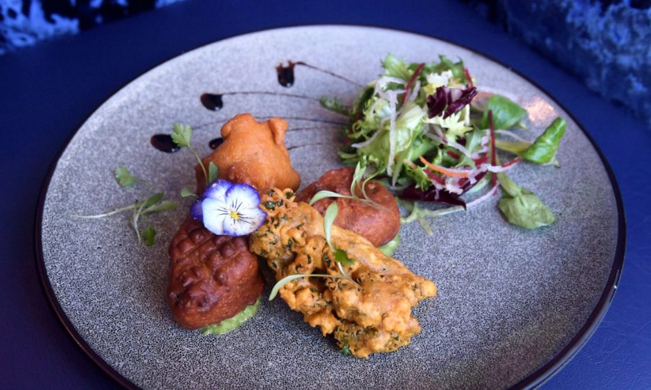 8848 Nepalese and Indian Restaurant's Haggis Pakora starter