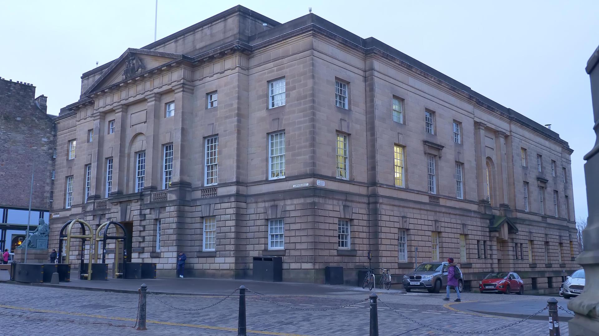 'Angry and emotional' electrician deliberately mounted pavement and ran over man in Fraserburgh - Vimarsana News