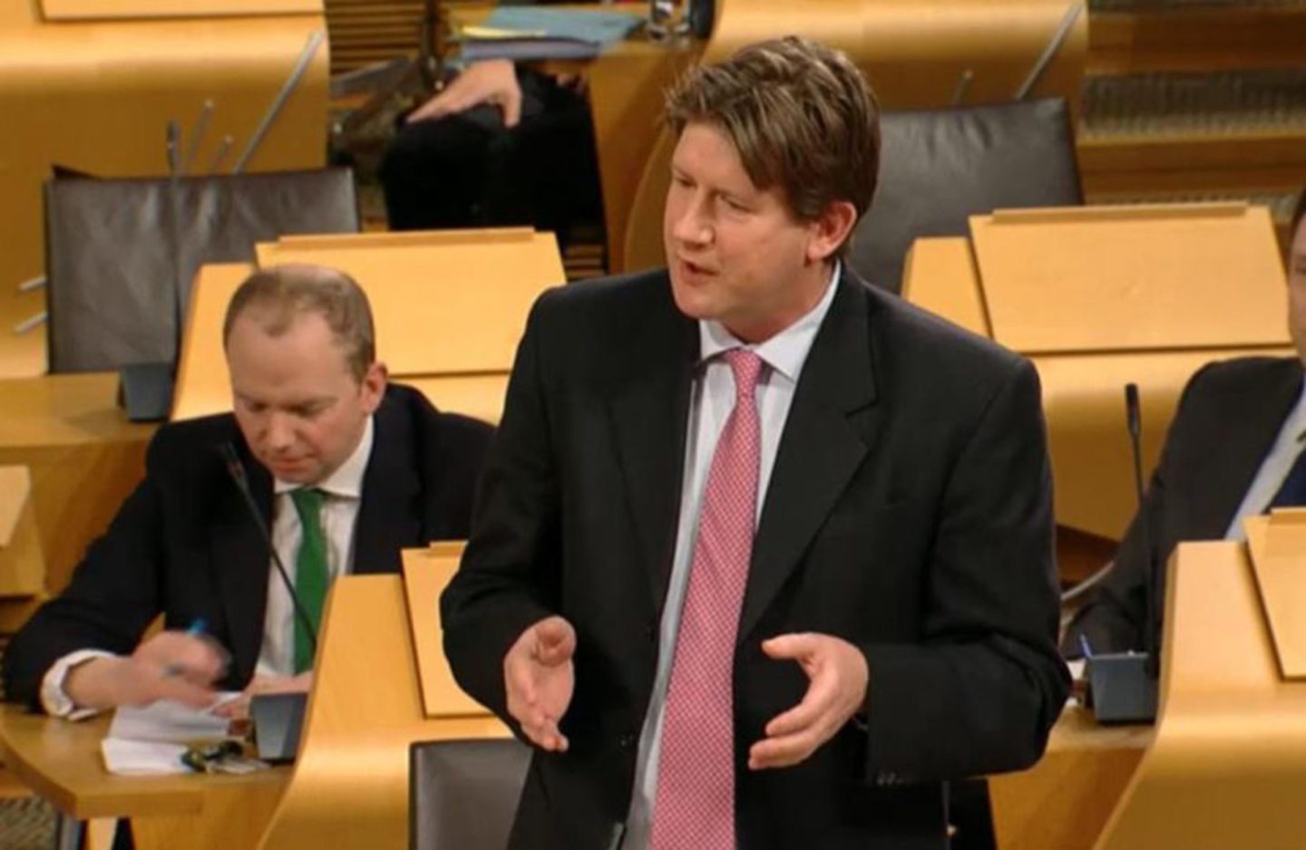 Alexander Burnett has praised Cheryl Dester in the Scottish Parliament.