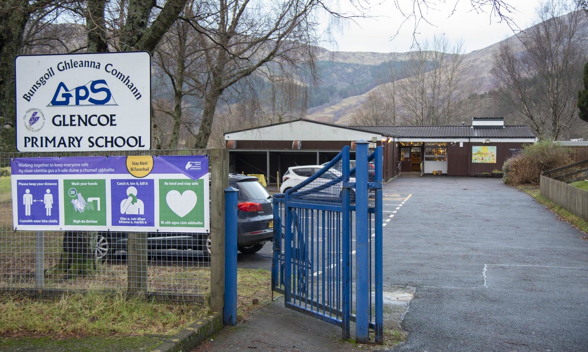 Cleaner at Highland school 'told children Santa was Satan' - Vimarsana News