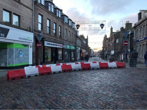 Spaces for People measures in Marischal Street, Peterhead.. Peterhead. Supplied by Ben Hendry Date; 05/12/2020