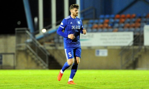 Gary MacKenzie in action for Peterhead