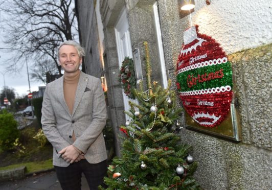 Connect at Christmas: Carers put on a show both inside and out to reduce loneliness for residents missing loved ones