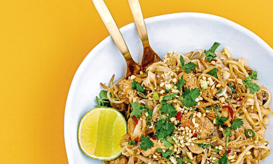 Chicken pad thai.