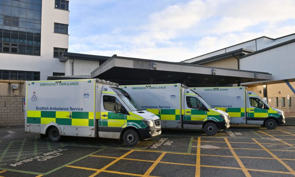 Ambulances outside the Aberdeen Royal Infirmary (ARI) emergancy door.
Picture by Kenny Elrick 27/12/2020