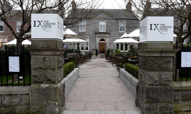 The Chester Hotel in Aberdeen has lodged plans to extend outdoor dining on its roof terrace.
