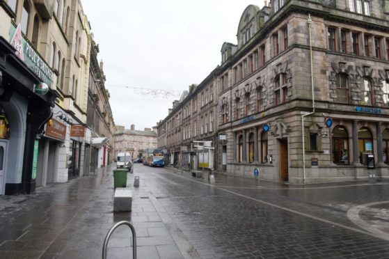 5th January 2021.
Covid-19 Lockdown begins anew in the Highlands. The streets of Inverness city centre almost deserted as shoppers head the lockdown rules.
Picture by SANDY McCOOK