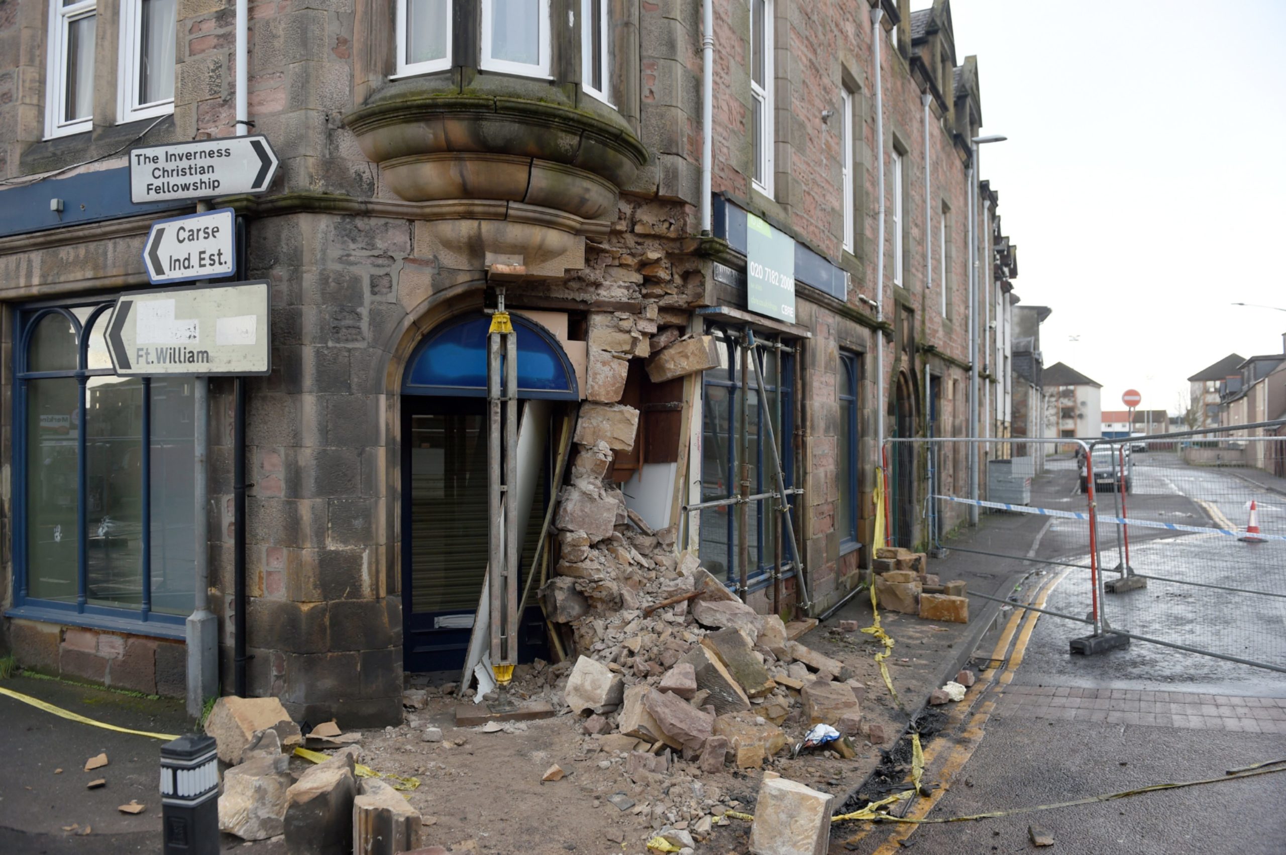 Inverness building damaged after being hit by car "uninhabitable" until further notice - Vimarsana News