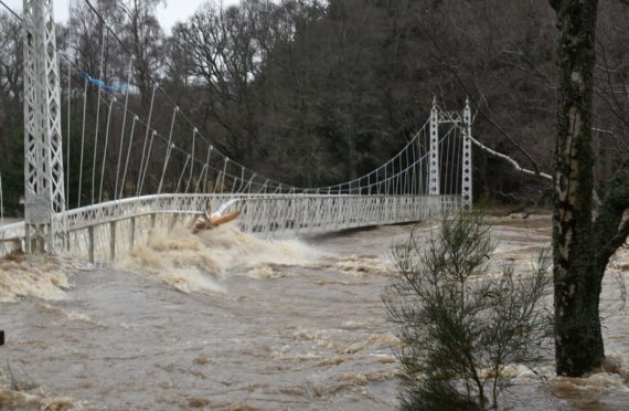The Cambus O'May bridge during the 2015 Storm Frank.