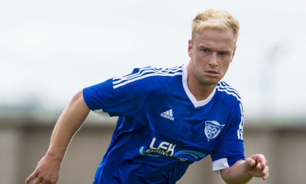 Jordon Brown has returned for a second spell with Peterhead.