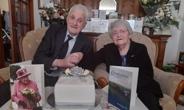 Sandy and Jean Thom celebrate their 70th wedding anniversary.