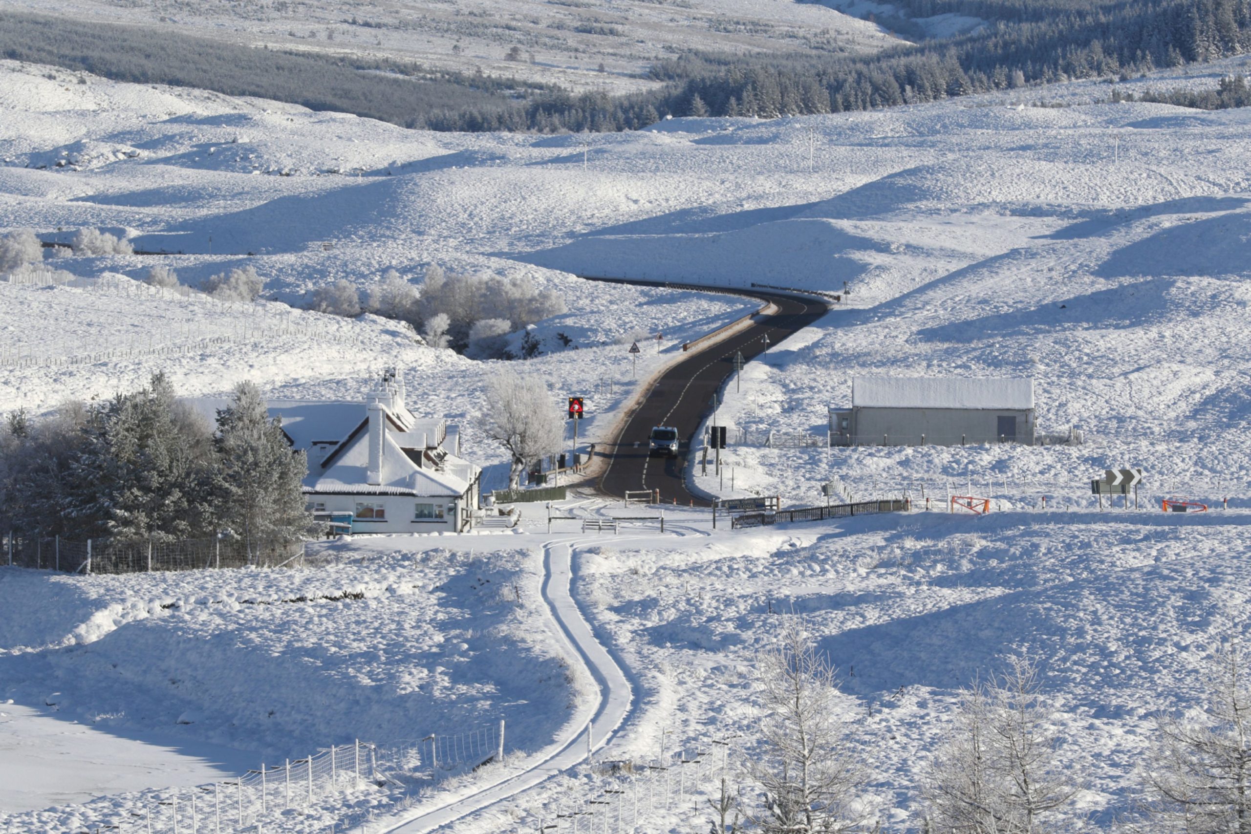 Multi-agency response as drivers and passengers trapped in snow on A835 - Vimarsana News