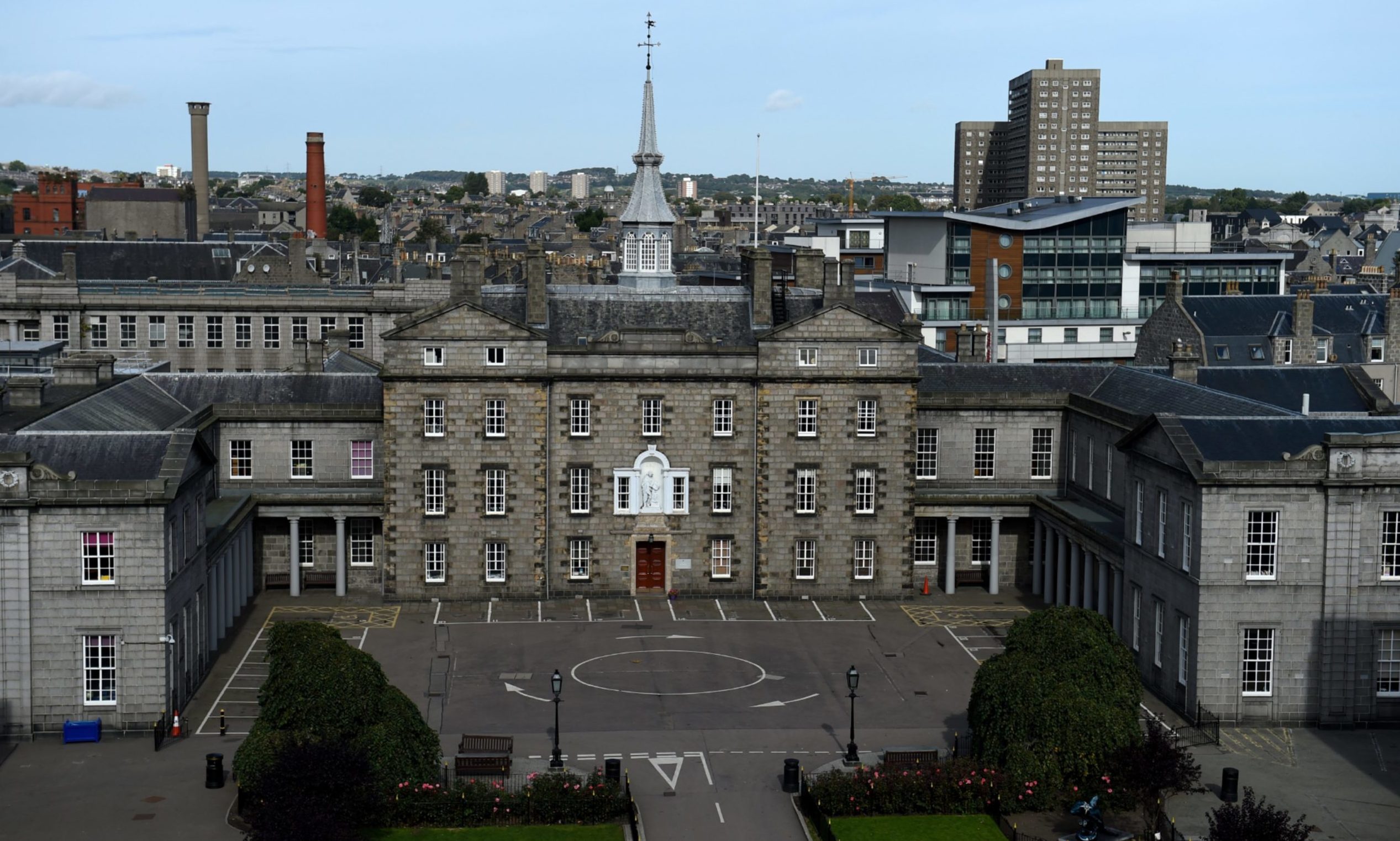 Robert Gordon's College, picture from the top of Aberdeen Art Gallery.