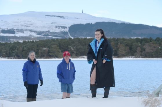 Alice Marriott and her parents Patrick and Henrietta, seen here at Loch Fleet, Golspie, are undertaking a wild swimming challenge for the Sandpiper Trust.