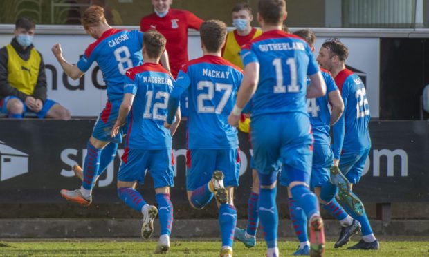 Inverness' David Carson celebreates making it 1-0 during the Scottish Championship match against Dunfermline.