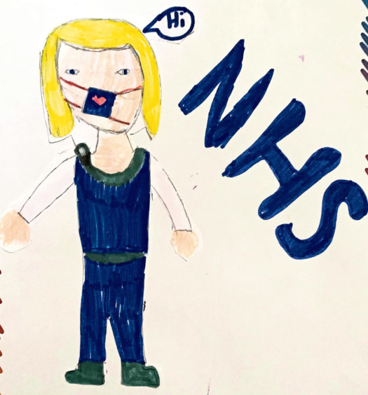 422 Sophie Morrison Age: 9, Aberdeen The NHS is keeping us safe