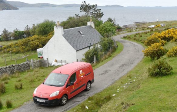 Royal Mail is to offer a parcel delivery service on Sundays for the first time in its history