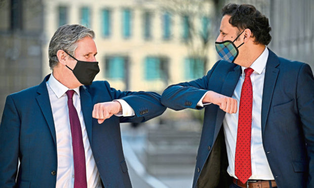 Labour leader Keir Starmer (left) and Scottish Labour Leader Anas Sarwar