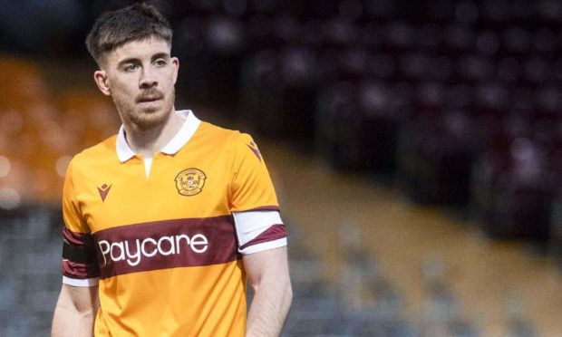 Aberdeen signing Declan Gallagher starring for Motherwell.