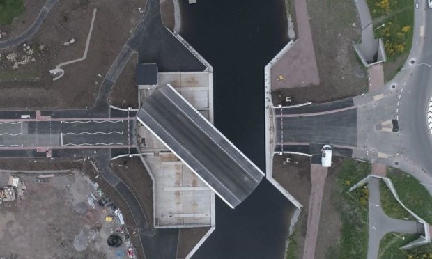 The new Torvean Bridge in Inverness will swing to make way for boats on the Caledonian Canal while also providing a new crossing for traffic.