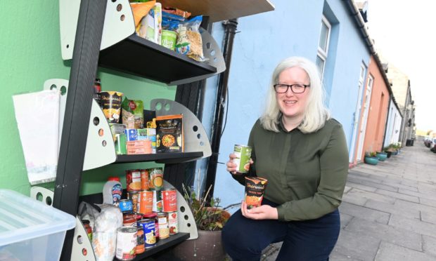 Jayne at the food bank